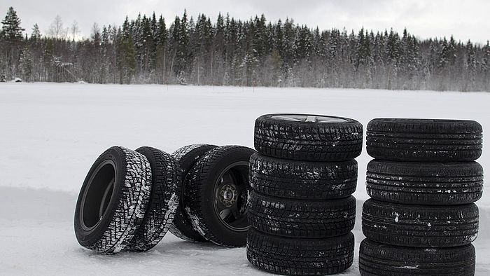 Winterreifen und Möbel einlagern in Zürich